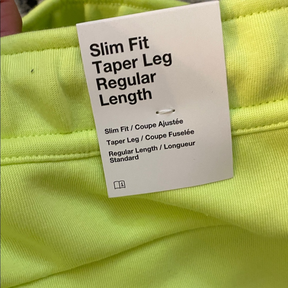 New Men’s Nike Tech Fleece Joggers Barely Volt Large L - Picture 8 of 8